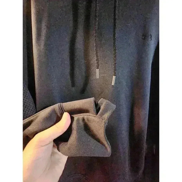 Under Armour Sweatshirt Large Black Cowl Neck Sweater Pullover Fleece Top - Picture 4 of 4
